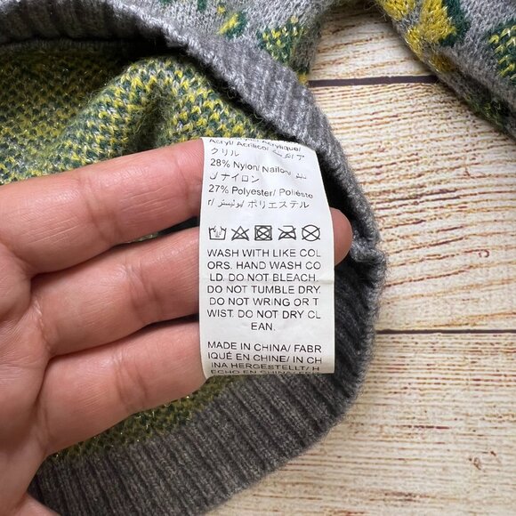 Dazy Gray Cropped Cardigan Sweater Size M Floral Fair Isle Pattern Yellow Green - Picture 6 of 10